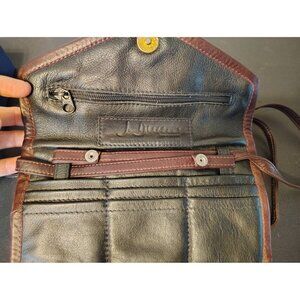 Vintage J. Duseri Rainguarded Leather Purse Brown Black Snap Close Zip Pocket